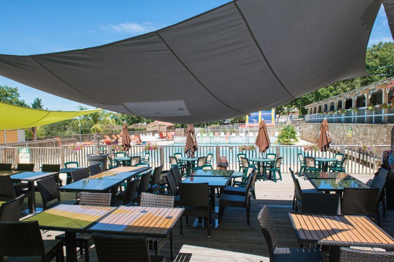 Camping Les Reflets Du Quercy Crayssac Exterior foto