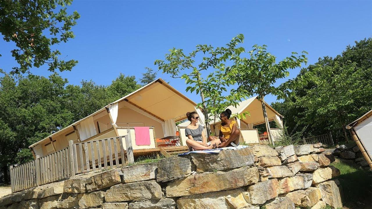 Camping Les Reflets Du Quercy Crayssac Exterior foto