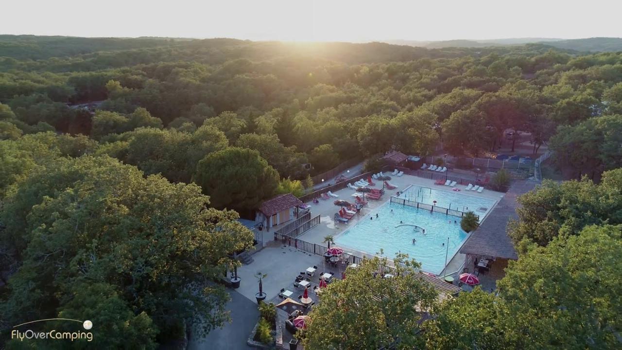 Camping Les Reflets Du Quercy Crayssac Exterior foto