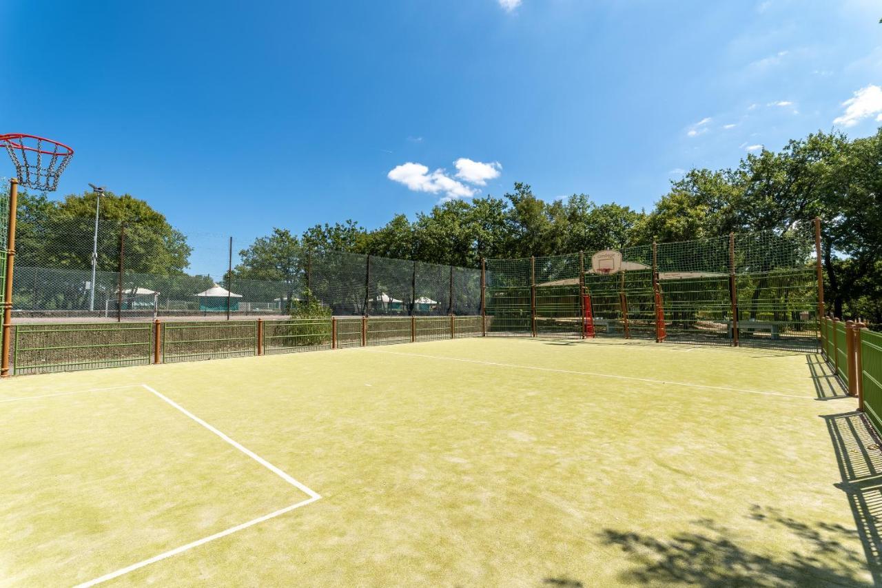 Camping Les Reflets Du Quercy Crayssac Exterior foto