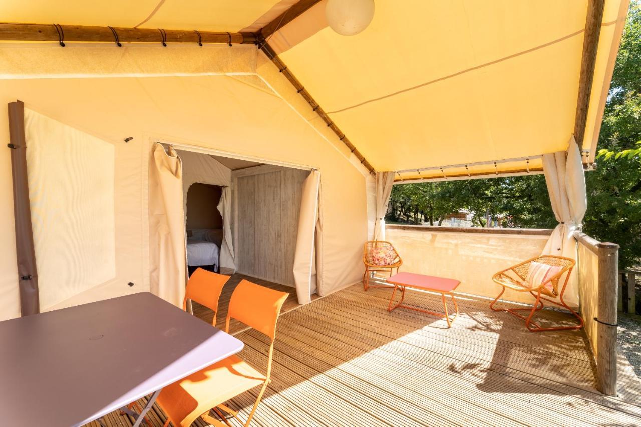 Camping Les Reflets Du Quercy Crayssac Exterior foto