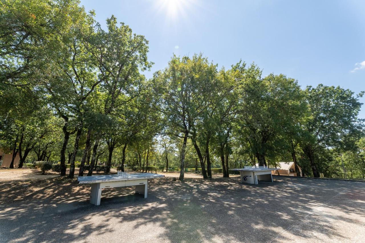 Camping Les Reflets Du Quercy Crayssac Exterior foto