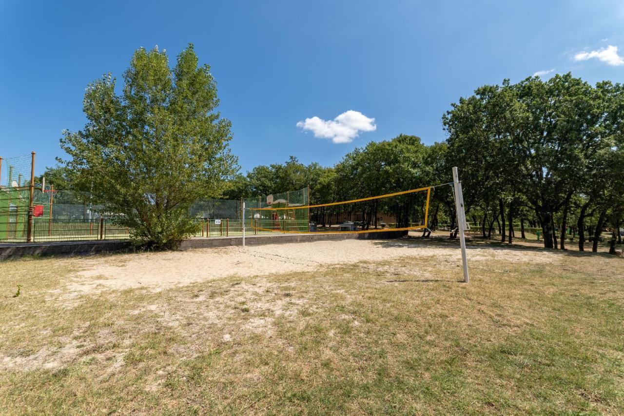 Camping Les Reflets Du Quercy Crayssac Exterior foto