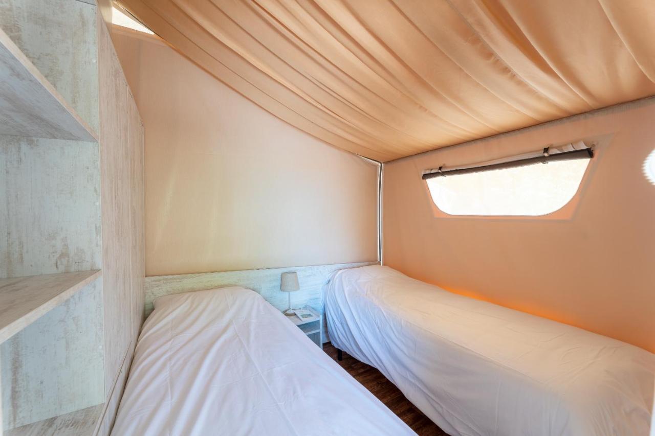Camping Les Reflets Du Quercy Crayssac Exterior foto