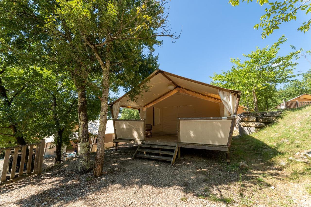 Camping Les Reflets Du Quercy Crayssac Exterior foto